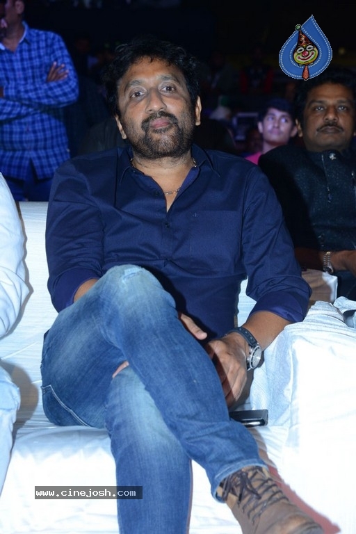 Sarileru Neekevvaru Pre Release Event 03 - 12 / 63 photos