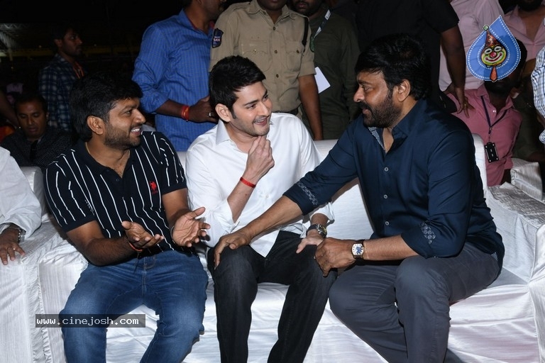 Sarileru Neekevvaru Pre Release Event 04 - 19 / 54 photos