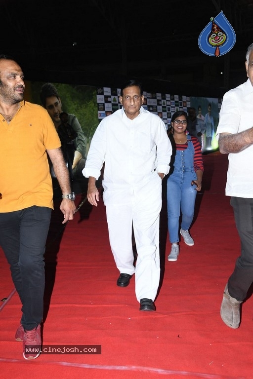 Sarileru Neekevvaru Pre Release Event 04 - 20 / 54 photos