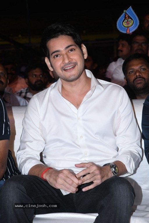 Sarileru Neekevvaru Pre Release Event 04 - 22 / 54 photos