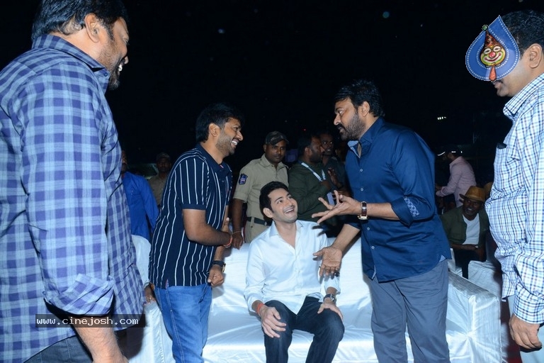 Sarileru Neekevvaru Pre Release Event 04 - 24 / 54 photos