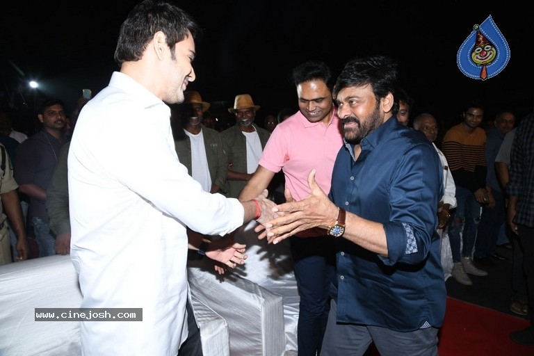 Sarileru Neekevvaru Pre Release Event 04 - 34 / 54 photos