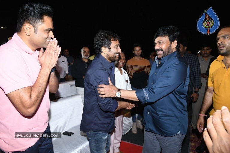 Sarileru Neekevvaru Pre Release Event 04 - 41 / 54 photos