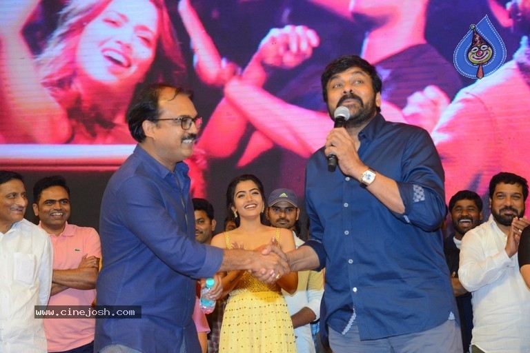 Sarileru Neekevvaru Pre Release Event  - 4 / 70 photos