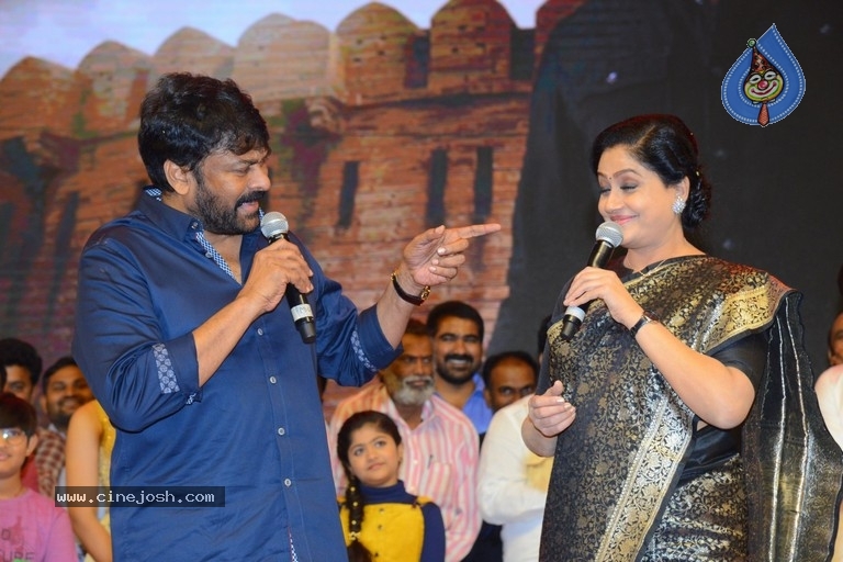 Sarileru Neekevvaru Pre Release Event  - 44 / 70 photos