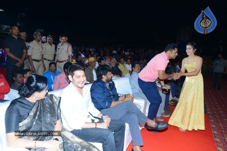 Sarileru NeekEvvaru Pre Release Event 05 - 55 / 75 photos