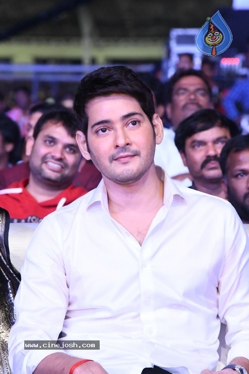 Sarileru NeekEvvaru Pre Release Event 05 - 59 / 75 photos