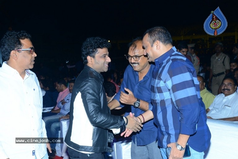 Sarileru Neekevvaru Pre Release Event 06 - 3 / 179 photos