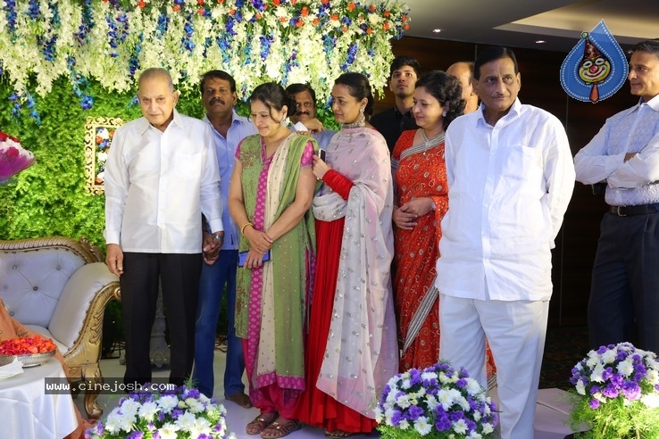 Shiva Sai Wedding Reception - 36 / 40 photos