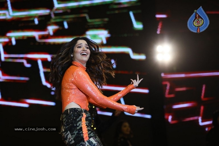 Tamanna Dance Performance at Sarileru Neekevvaru Event - 3 / 30 photos