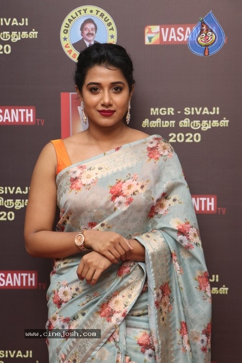 V4 MGR Sivaji Academy Awards 2020 Photos - 2 / 63 photos