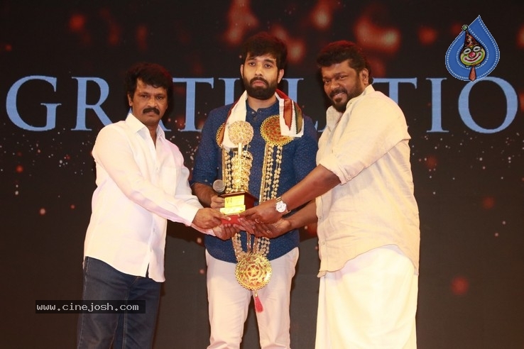 V4 MGR Sivaji Academy Awards 2020 Photos - 6 / 63 photos