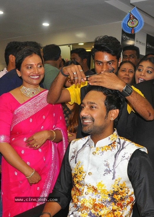 Varun Sandesh inaugurates  BeYou Salon - 3 / 30 photos