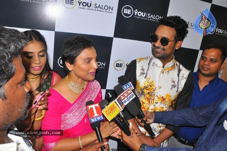 Varun Sandesh inaugurates  BeYou Salon - 17 / 30 photos