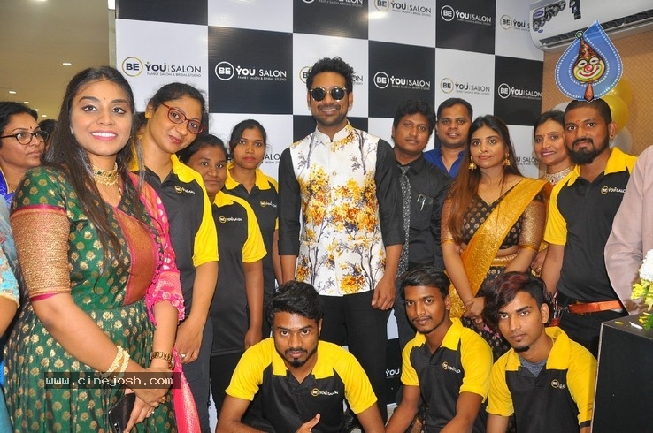 Varun Sandesh inaugurates  BeYou Salon - 19 / 30 photos