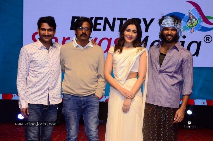 WFL PreRelease Event Vizag - 25 / 53 photos