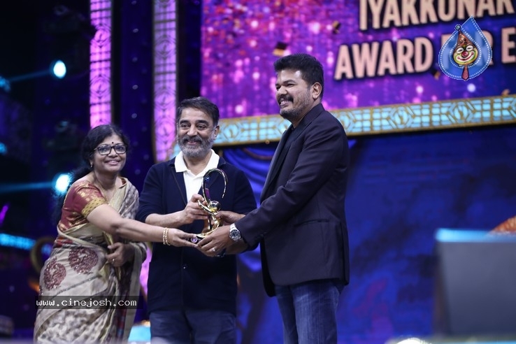 Zee Cine Awards Tamil 2020 Stills - 18 / 66 photos