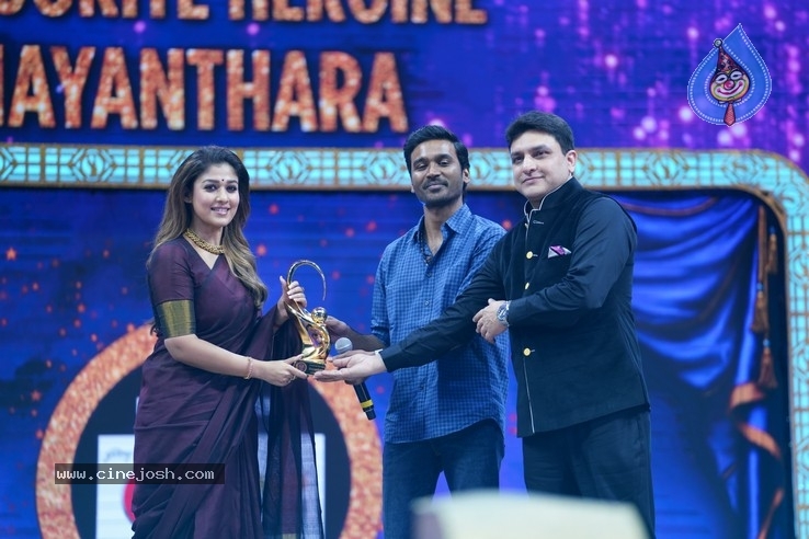 Zee Cine Awards Tamil 2020 Stills - 21 / 66 photos