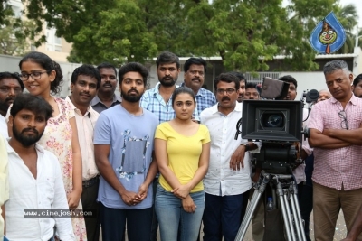 100 Percent Kaadhal Shooting Completed - 8 of 12