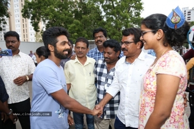 100 Percent Kaadhal Shooting Completed - 12 of 12
