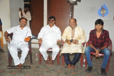 4 Idiots Movie Opening Photos - 3 of 15