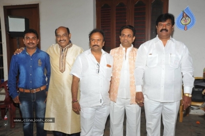 4 Idiots Movie Opening Photos - 9 of 15