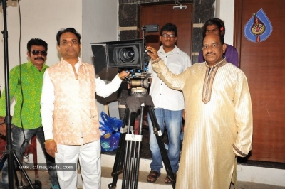 4 Idiots Movie Opening Photos - 14 of 15