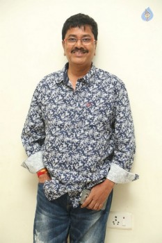Aatadukundam Raa Audio Launch 1 - 22 of 42