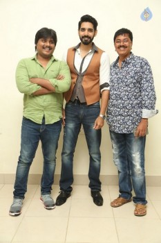 Aatadukundam Raa Audio Launch 1 - 33 of 42