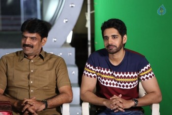 Aatadukundam Raa Press Meet - 13 of 38