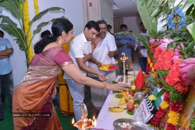 Adhe Nuvvu Adhe Nenu Movie Launch - 51 of 75