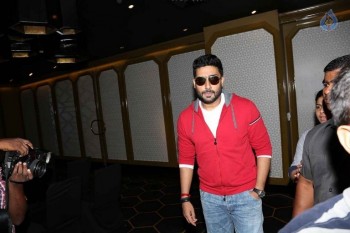 All is Well Press Meet Photos - 23 of 36