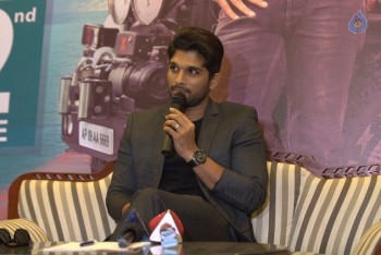Allu Arjun at Sarrainodu Press Meet in Bangalore - 2 of 21