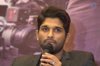 Allu Arjun at Sarrainodu Press Meet in Bangalore - 7 of 21