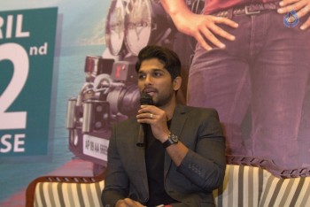Allu Arjun at Sarrainodu Press Meet in Bangalore - 19 of 21