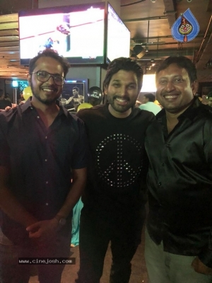 Allu Arjun Threw A Lavish Party For Team Taxiwala - 1 of 3