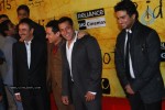 Amir,salam, at 3 Idiots Premier Show Photos - 17 of 40