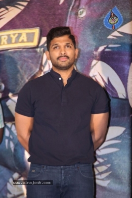 Army People Watching Naa Peru Surya Movie - 8 of 55