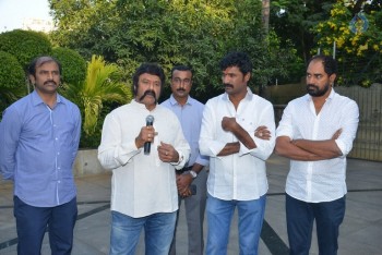 Balakrishna flag off Bharatha Desa Shata Punyakshetra Jaitrayatra - 26 of 39