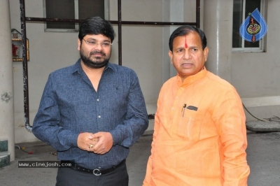 BJP Leaders Watched Goodachari Movie - 17 of 19