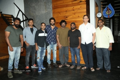 Bluff Master First Look Launch By Poori Jagannadh - 2 of 12