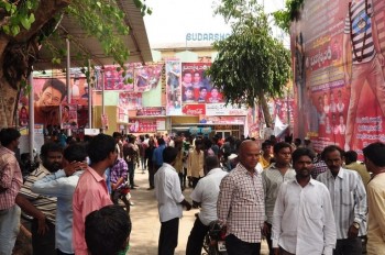 Brahmotsavam Release Hungama - 30 of 49