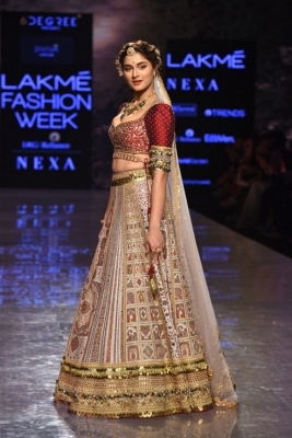 Celebs RampWalk At Lakme Fashion Week - 5 of 18