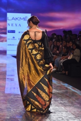 Celebs RampWalk At Lakme Fashion Week - 8 of 18
