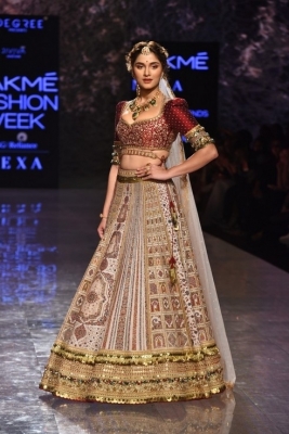 Celebs RampWalk At Lakme Fashion Week - 18 of 18