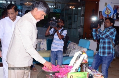 Chandrababu and Balakrishna Meet Superstar Krishna Family - 55 of 60