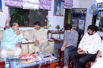 Chandrababu and Balakrishna Meet Superstar Krishna Family - 58 of 60