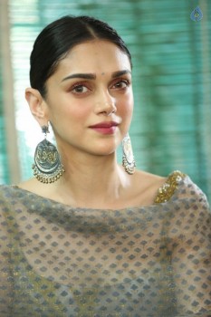 Cheliyaa Movie Press Meet Photos - 3 of 17