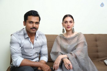 Cheliyaa Movie Press Meet Photos - 14 of 17