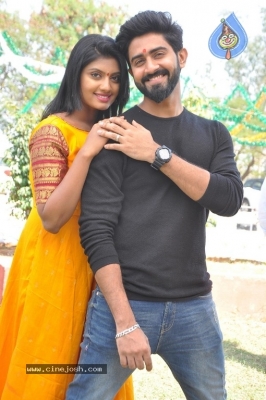 Chethilo Cheyyesi Cheppu Bava Movie Opening Stills - 6 of 8